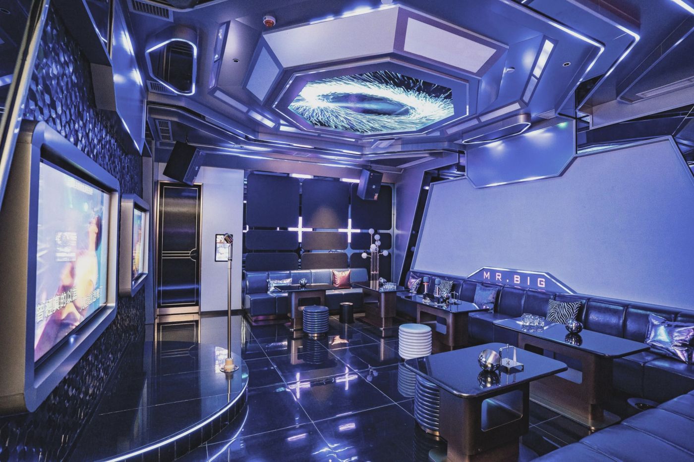 MR.BIG 成都大先生KTV包房設(shè)計(jì)效果圖