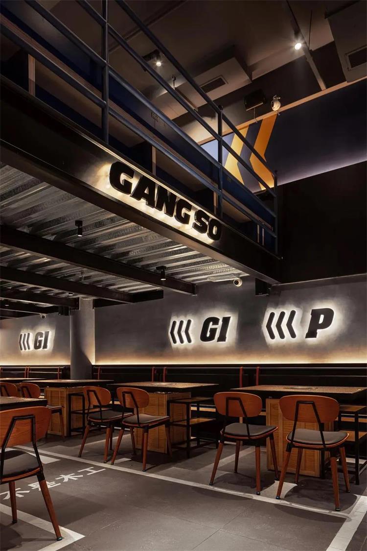 杠叔串串大排檔 · 武漢