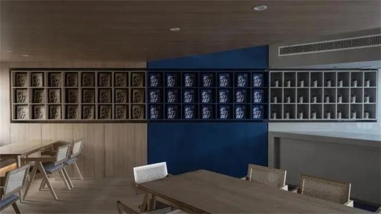 理想之藍(lán)咖啡 · 青島市