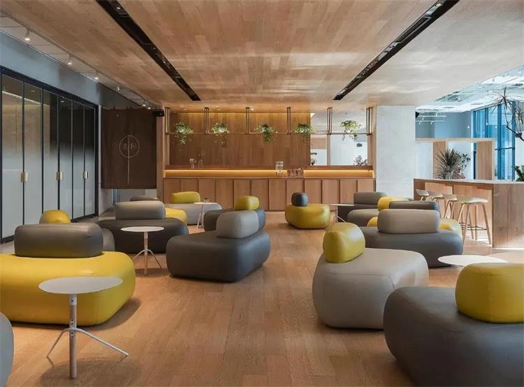 易間”咖啡簡餐店 · 北京