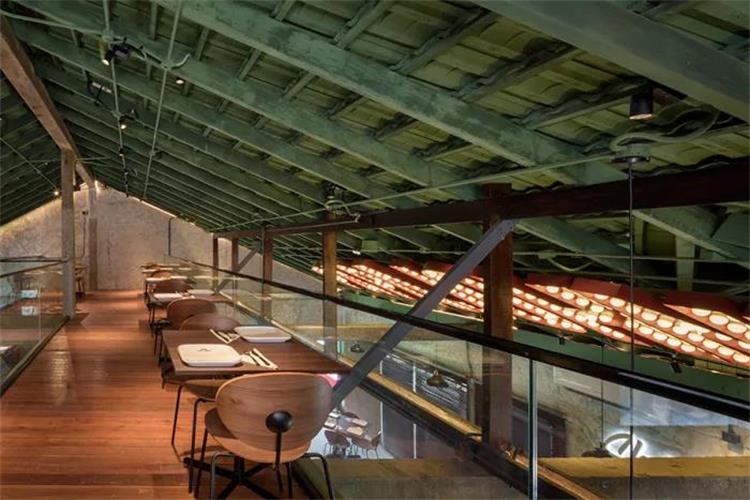 美國棒約翰披薩連鎖餐廳 · 金邊BKK1 ?ST51/352