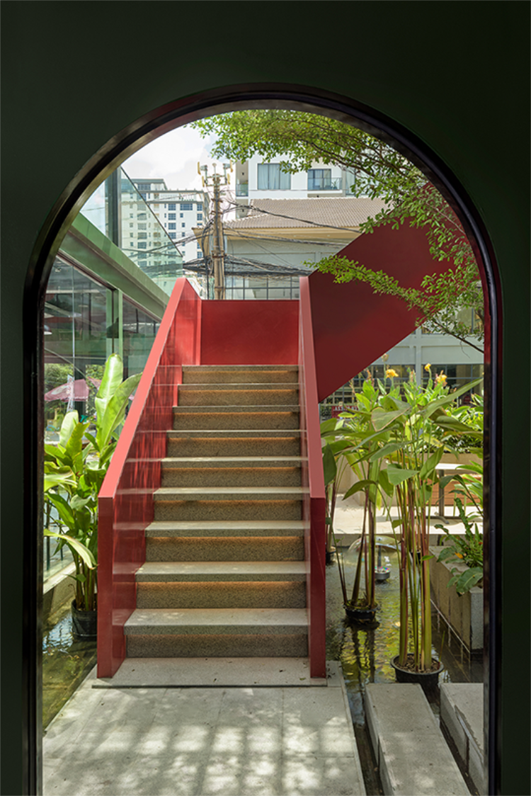 美國棒約翰披薩連鎖餐廳 · 金邊BKK1 ?ST51/352