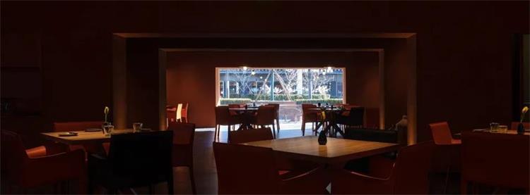 半山腰鳳凰匯店 · 北京