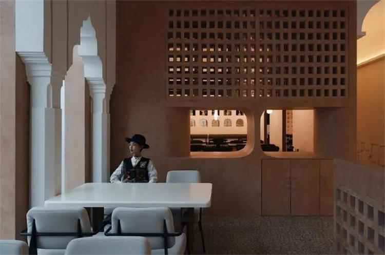 嗨舌新疆菜 · 成都