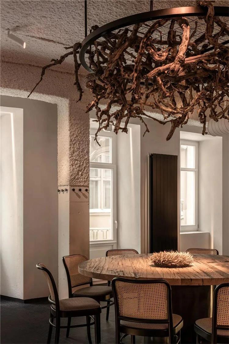 瘋狂酒館 · 烏克蘭利沃夫